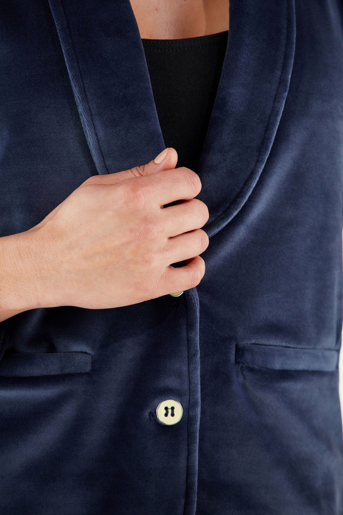 (S0WWTK3-B94) Ensemble de survêtement bleu WR.UP® en velours comprenant un blazer et un pantalon WR.UP® en velours. agrandi