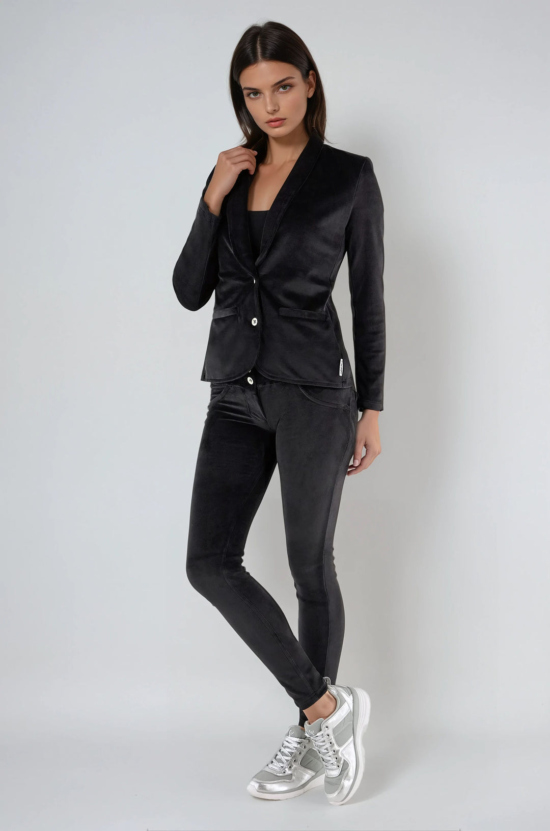 (S0WWTK3-N) Black WR.UP® Velvet Tracksuit met BLAZER & WR.UP® Velvet Pant