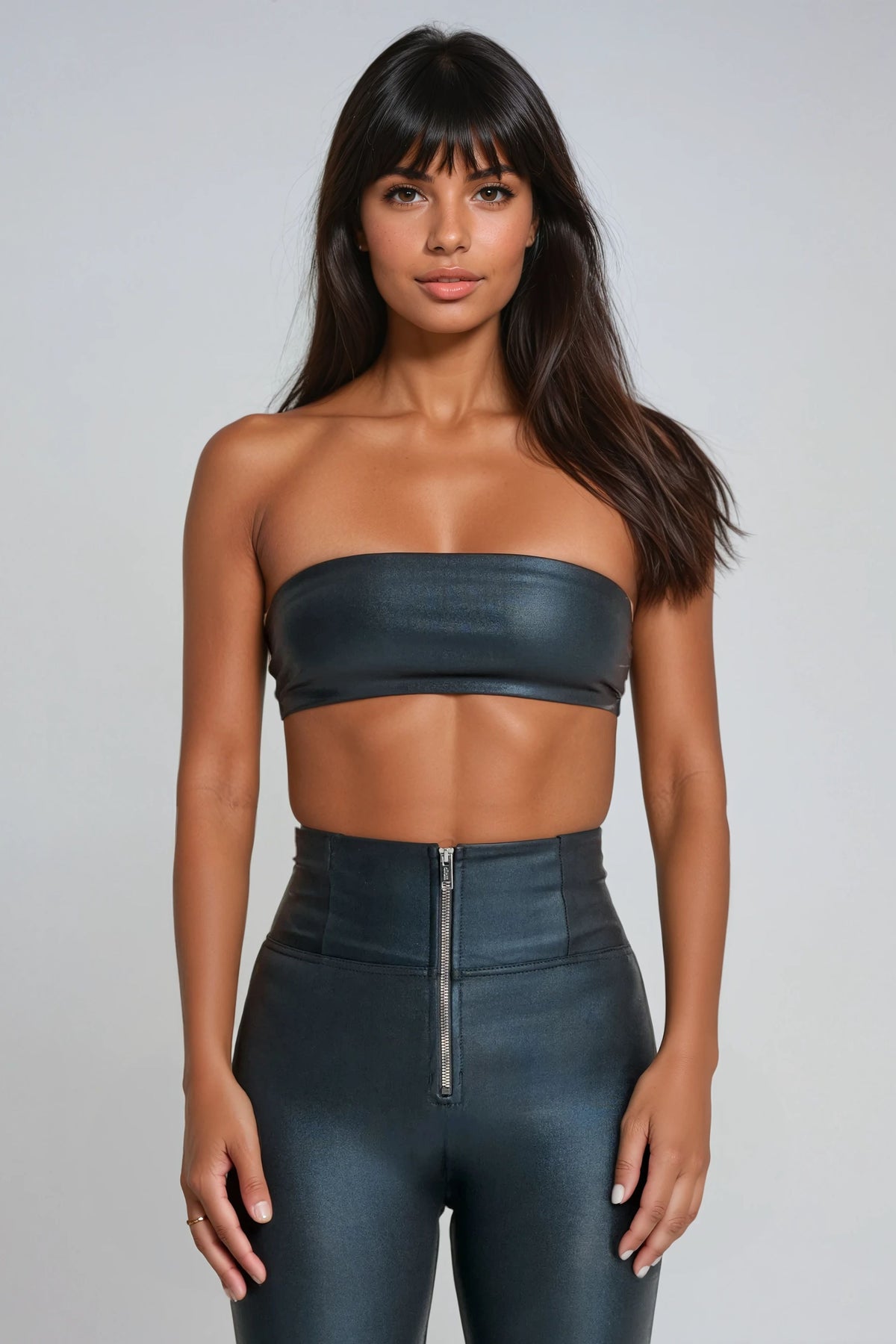 (S25WTWT7-N1) Haut bandeau brillant sans bretelles DIWO agrandi