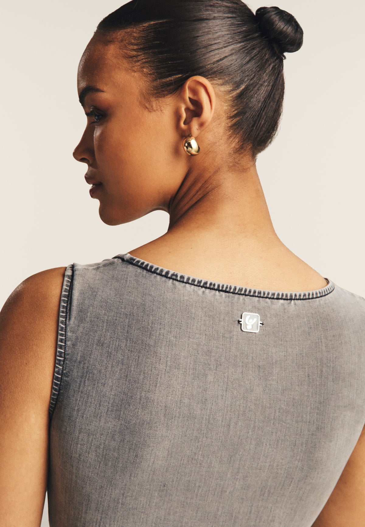 (S25WTWY3-J3N) Corps souple et extensible aspect denim agrandi