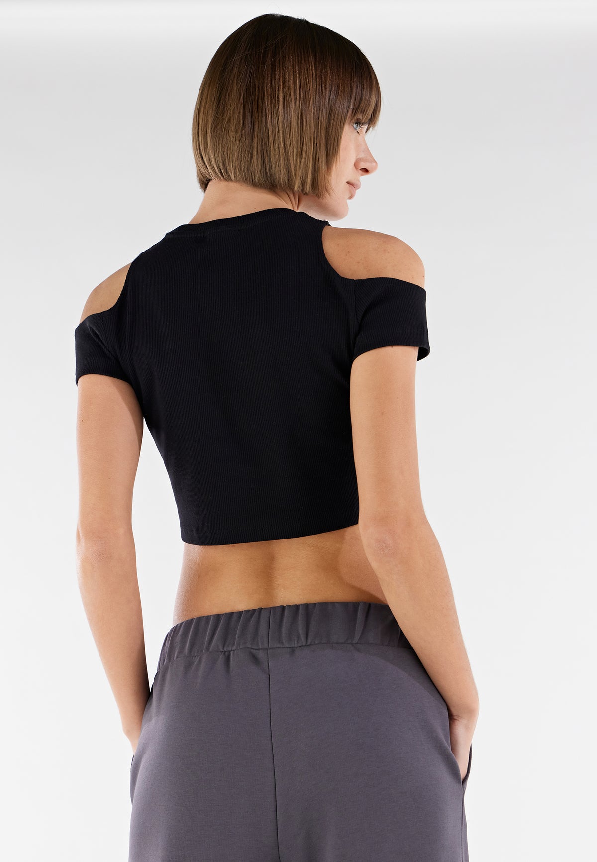 (S3WGZT7-N) Freddy Form-fitting ribbed fabric crop top with cut-out shoulders enlarged