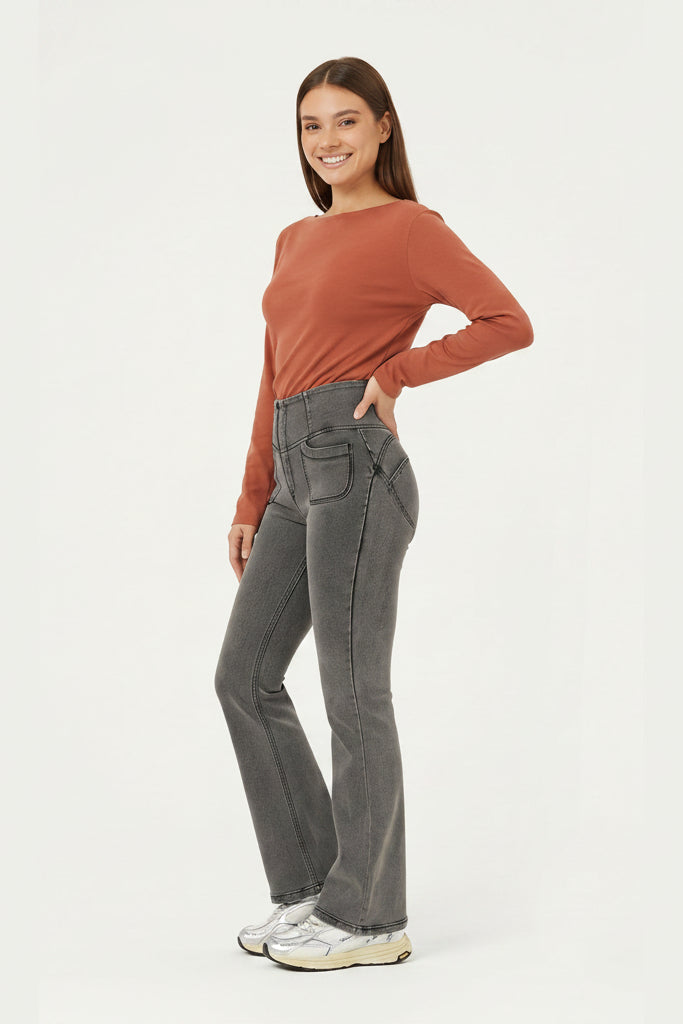 (WRUP11HF250-J3N) WR.UP® Flared Jeans met een Hoge Taille en Patch Pockets