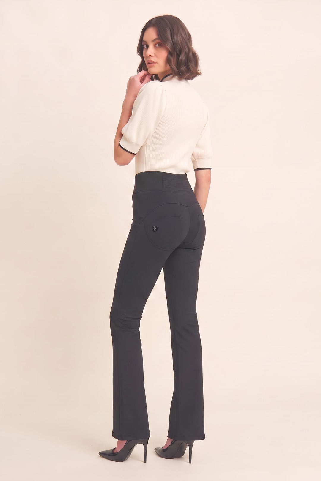 (WRUP11HF2526-N) D.I.W.O. stretch Flare Fit zwarte broek