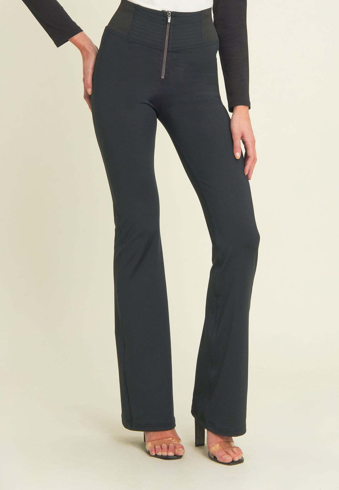 (WRUP11HF2526-N) D.I.W.O. stretch Flare Fit Black pant