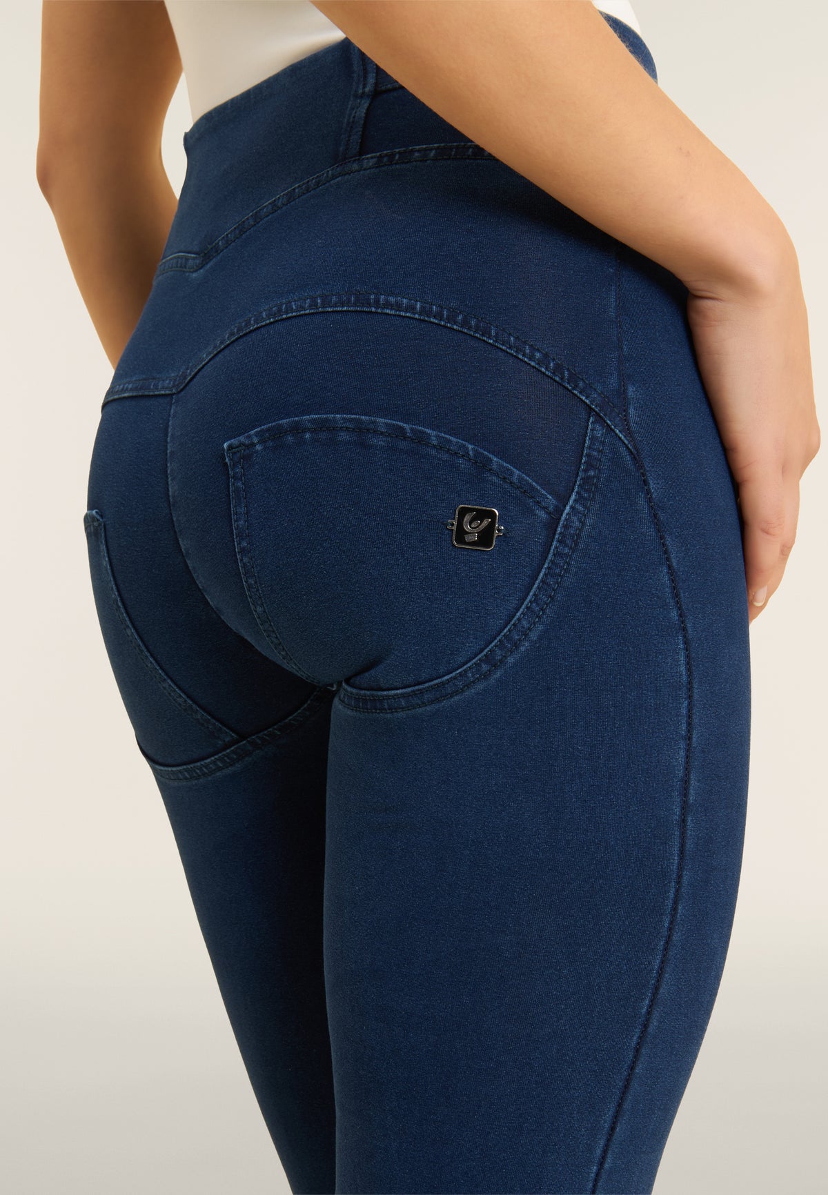 (WRUP11HF2573-J0B) Denim Stretch Organic cotton Flare Fit Blue Denim pant enlarged