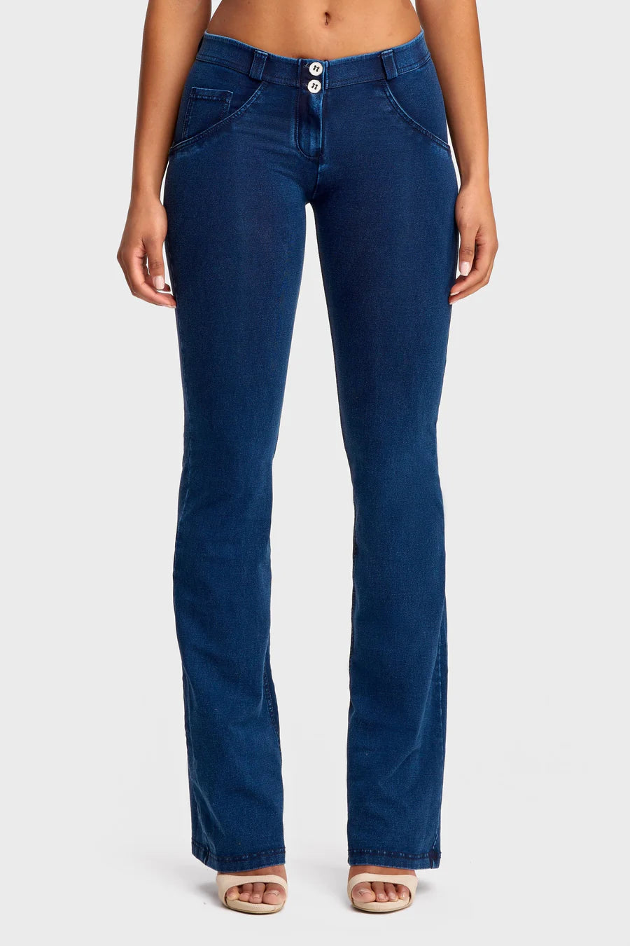 (WRUP11RC002ORG-J0B) Blauwe WR.UP®  Flared Jeans met een Regular Waist enlarged