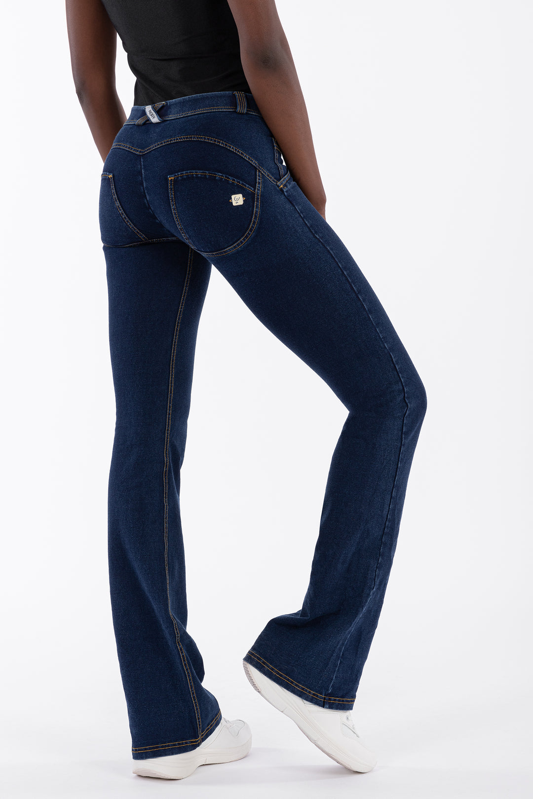 (WRUP11RC002ORG-J0Y) Blauwe WR.UP® Flared Jeans met een Regular Waist
