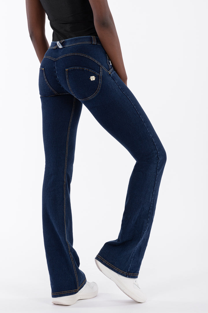 (WRUP11RC002ORG-J0Y) Blauwe WR.UP® Flared Jeans met een Regular Waist