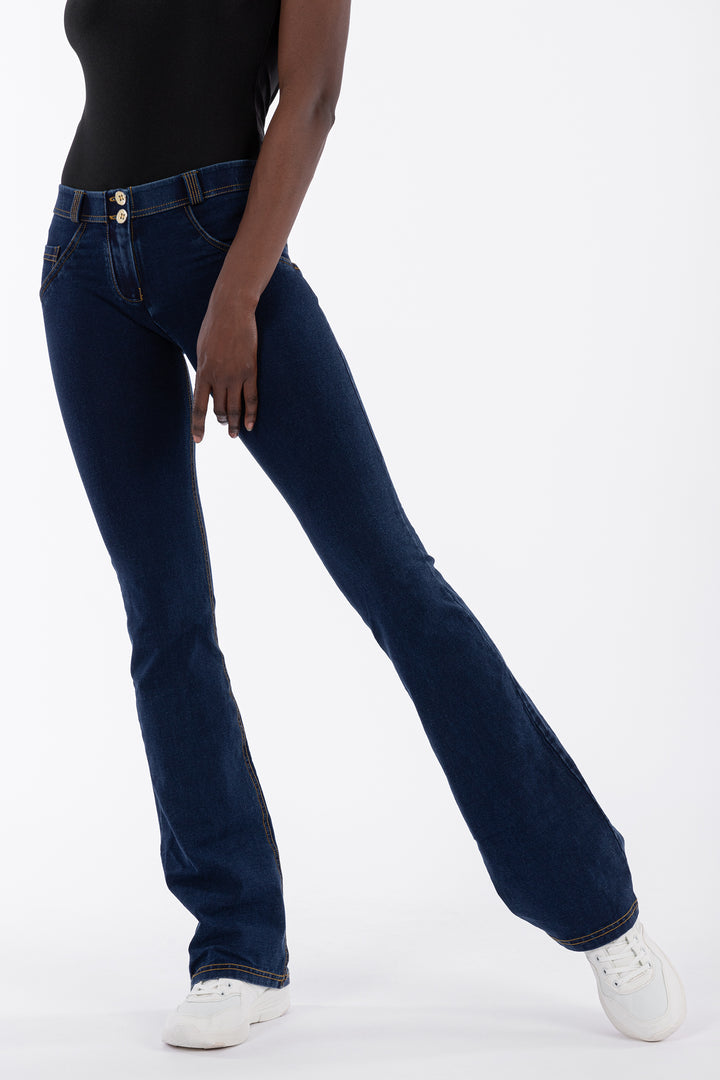(WRUP11RC002ORG-J0Y) Blauwe WR.UP® Flared Jeans met een Regular Waist
