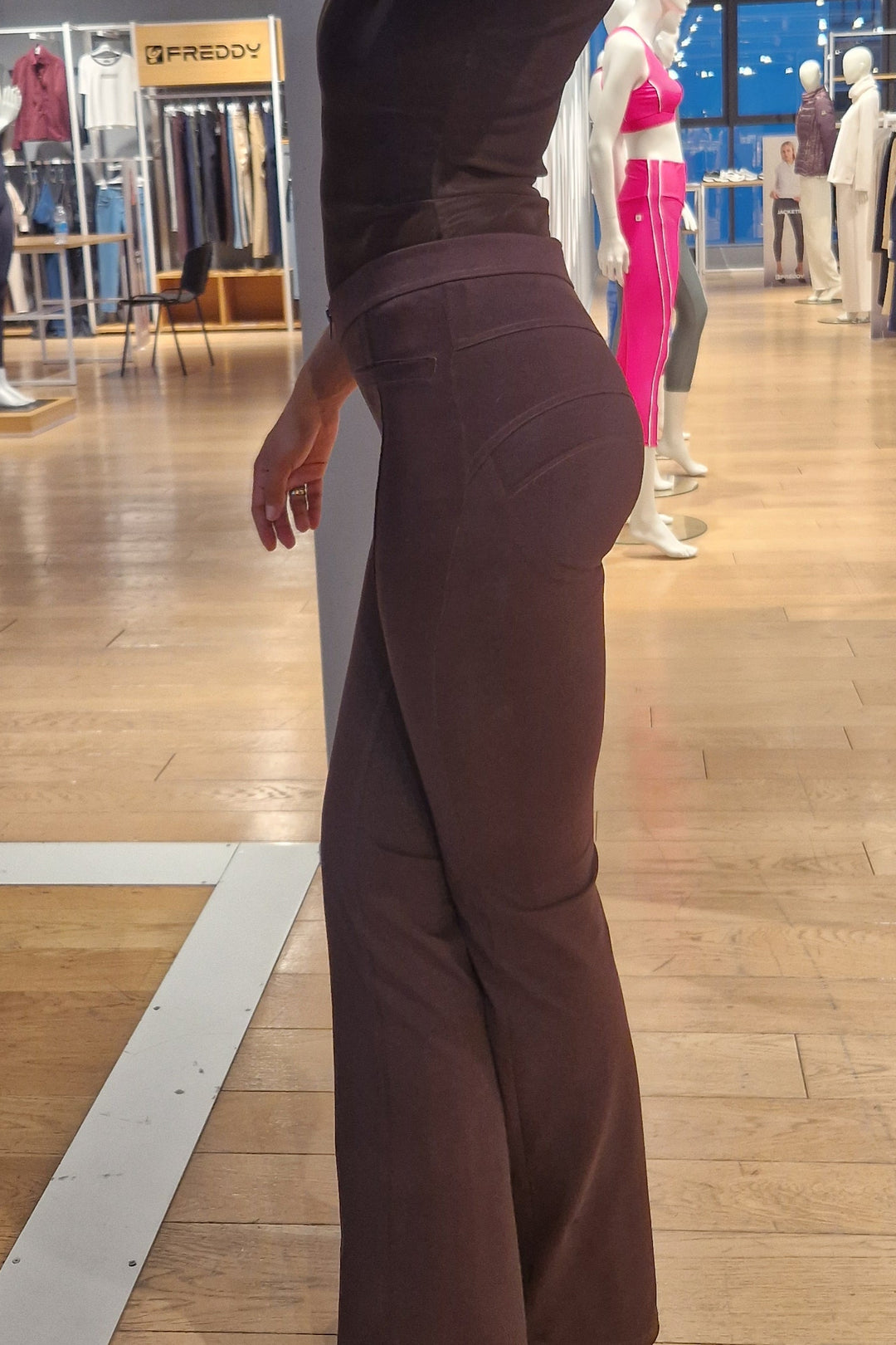 (WRUP11RMF2521-M113) Organic Cotton Heavy Jersey stretch Flare Fit Brown pant