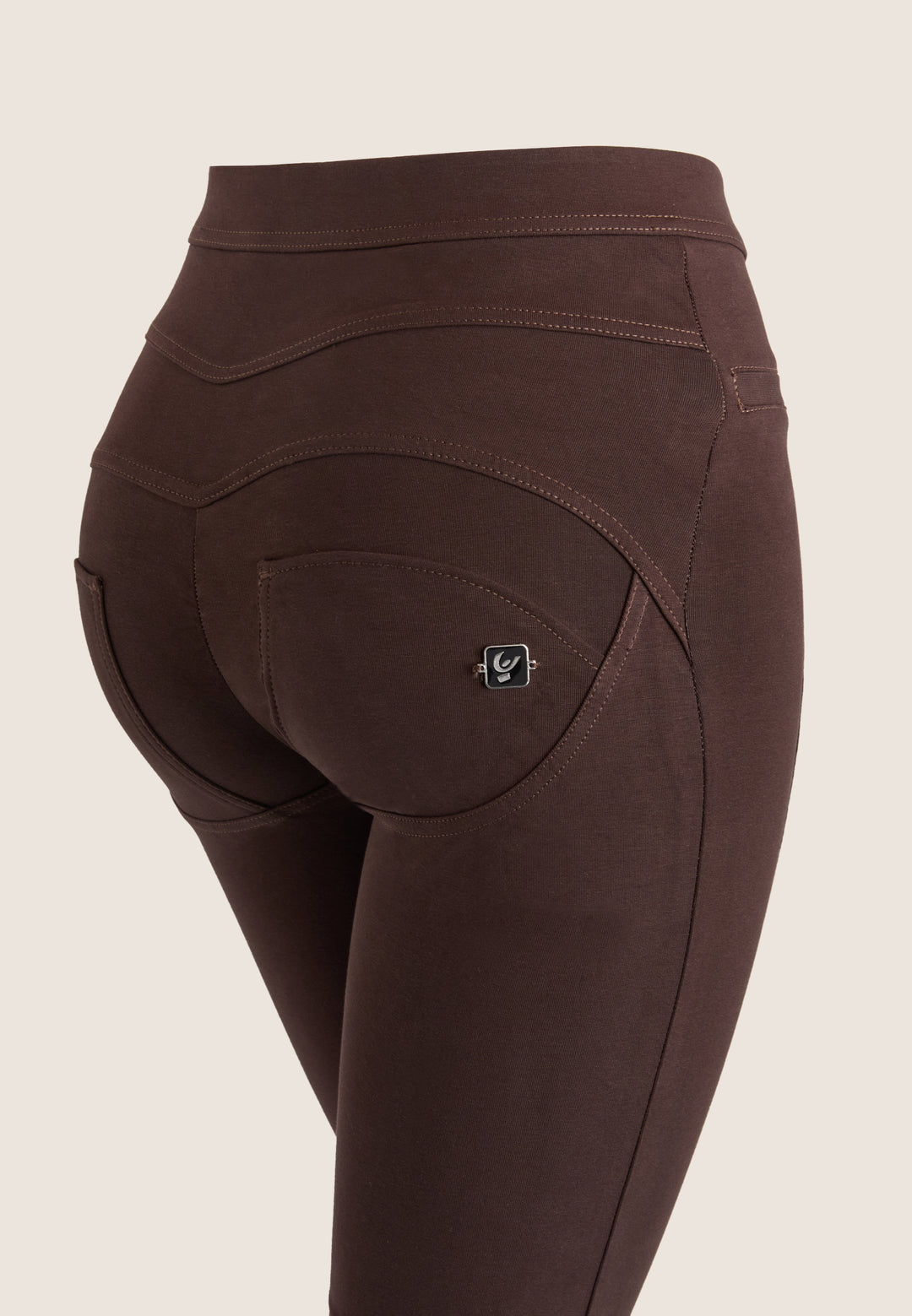 (WRUP11RMF2521-M113) Organic Cotton Heavy Jersey stretch Flare Fit Brown pant