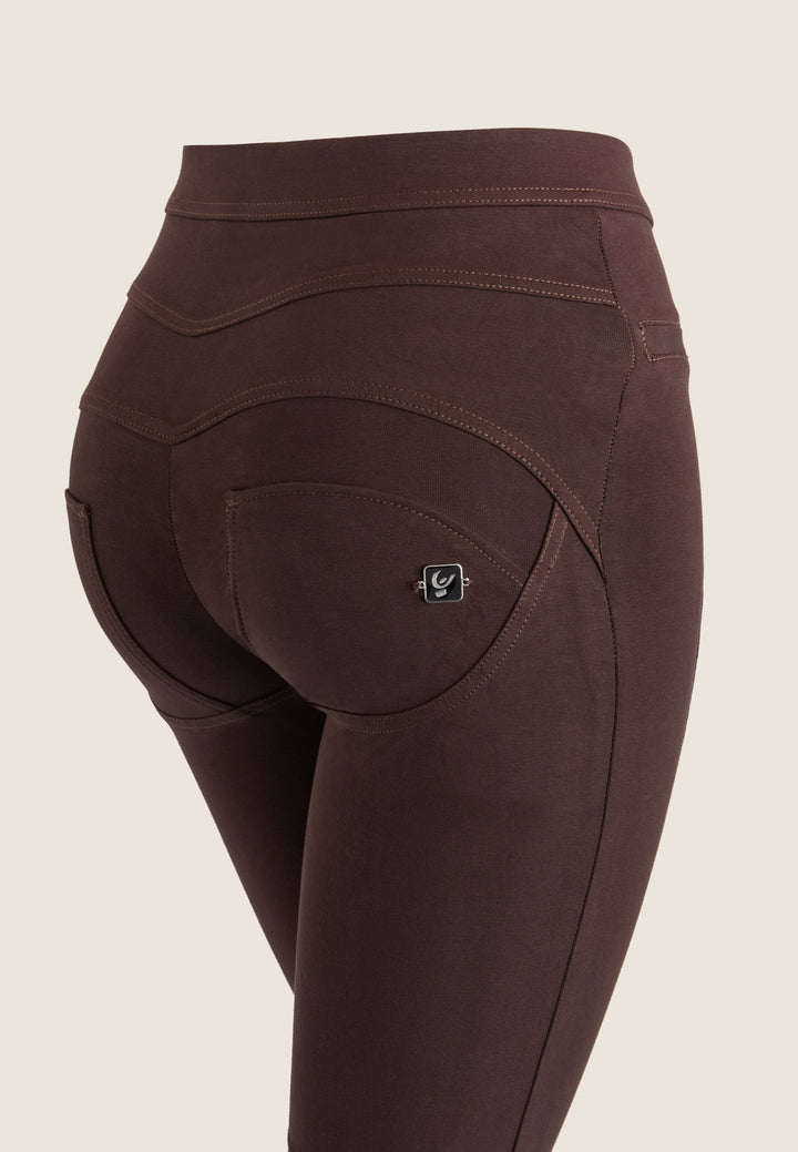 (WRUP11RMF2521-M113) Organic Cotton Heavy Jersey stretch Flare Fit Brown pant