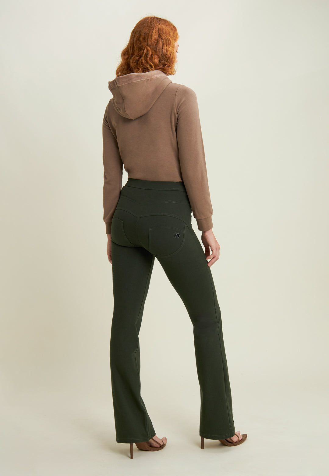 (WRUP11RMF2521-V143) Organic Cotton Heavy Jersey stretch Flare Fit Green pant