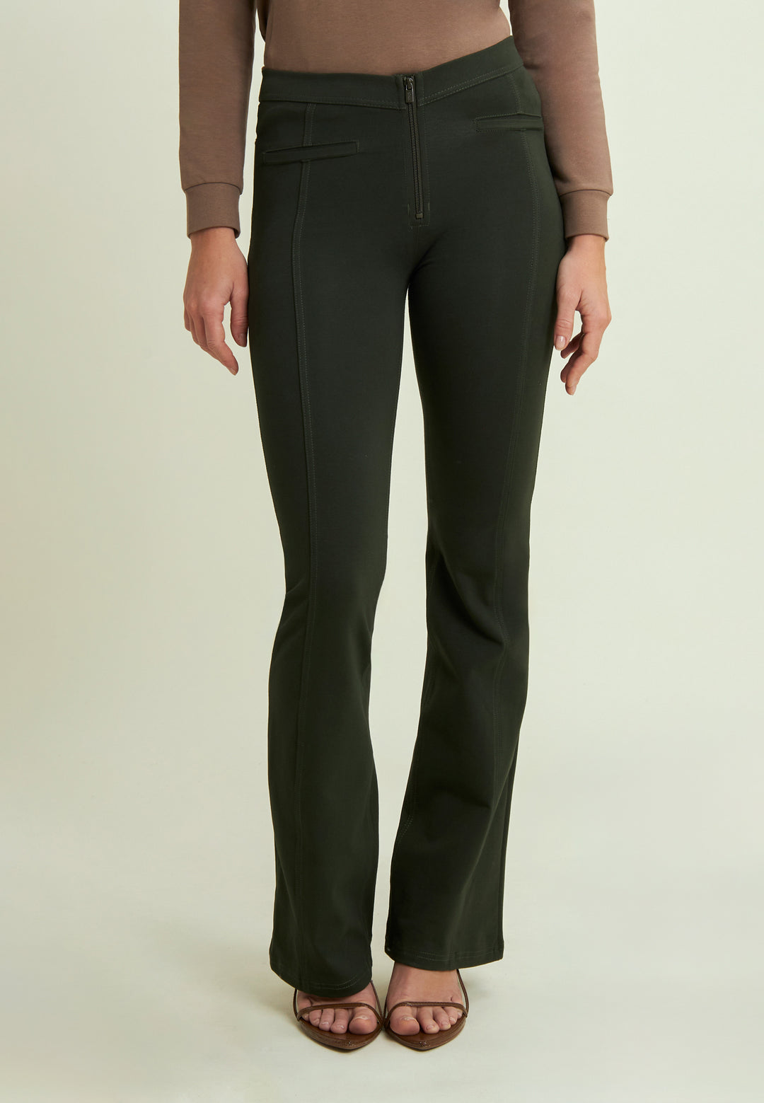 (WRUP11RMF2521-V143) Organic Cotton Heavy Jersey stretch Flare Fit Green pant