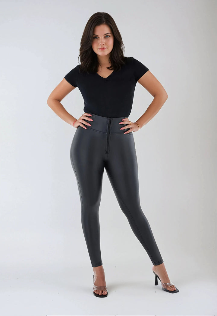 (WRUP1HC006PNS-N) Curvy Leather Look WR.UP® met Hoge Taille en Rits Sluiting