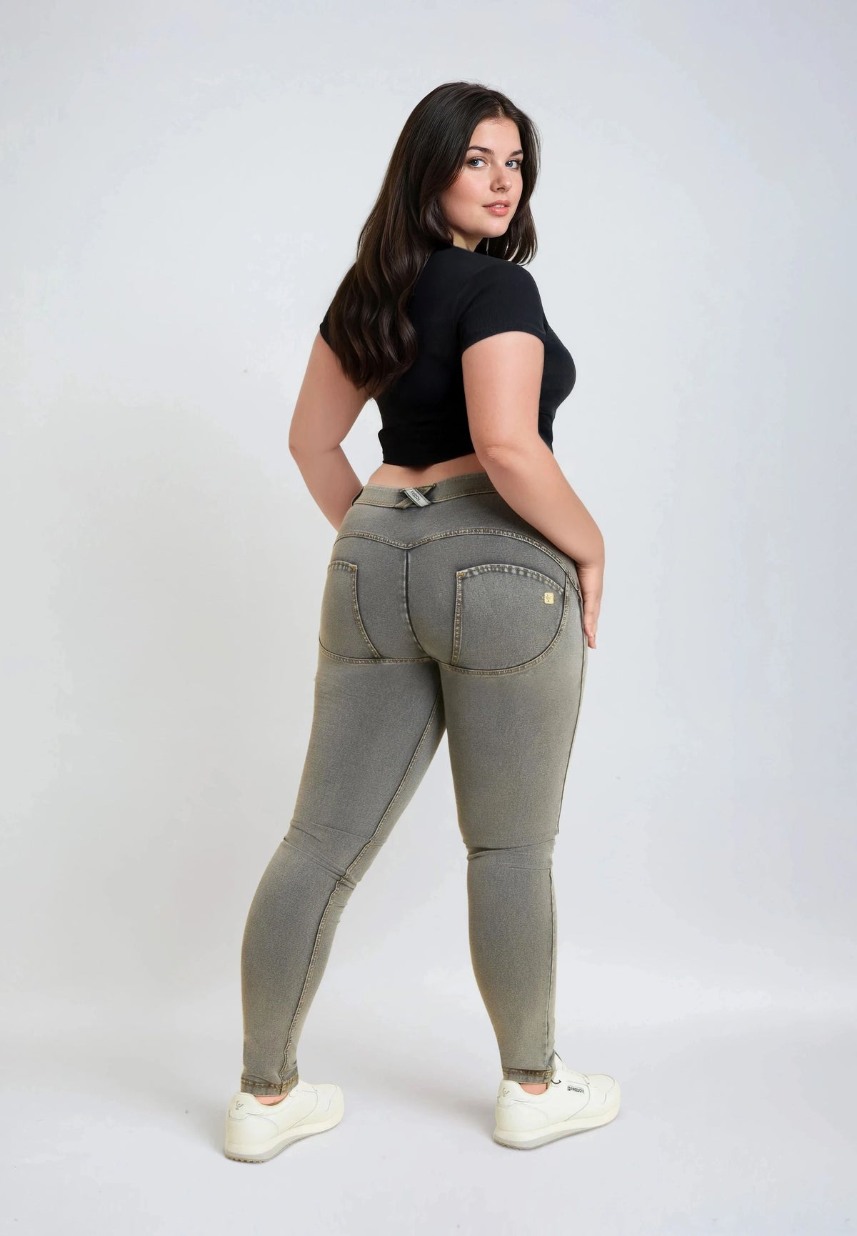 (WRUP2RC002-J3Y) Grijze WR.UP® taille régulière en look denim agrandi