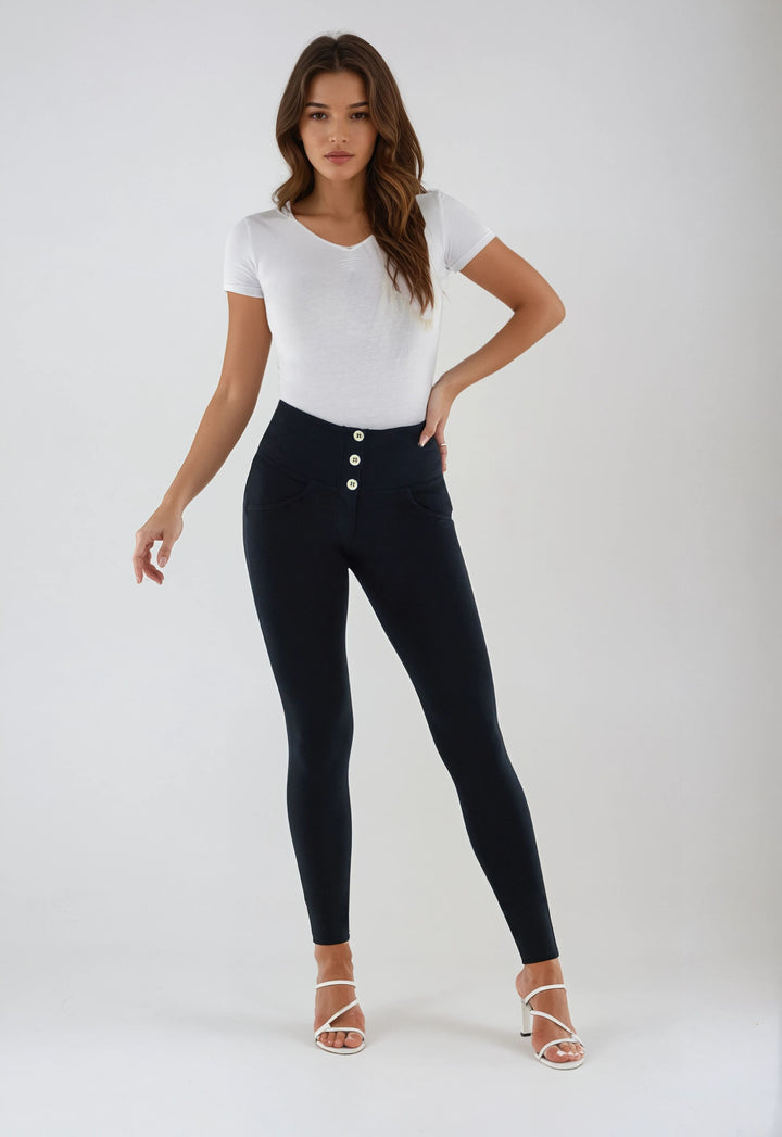 (WRUP2BHC001ORG-N) WR.UP® Basic WR.UP® met een Hoge Taille en Knoopsluiting in Zacht Katoen