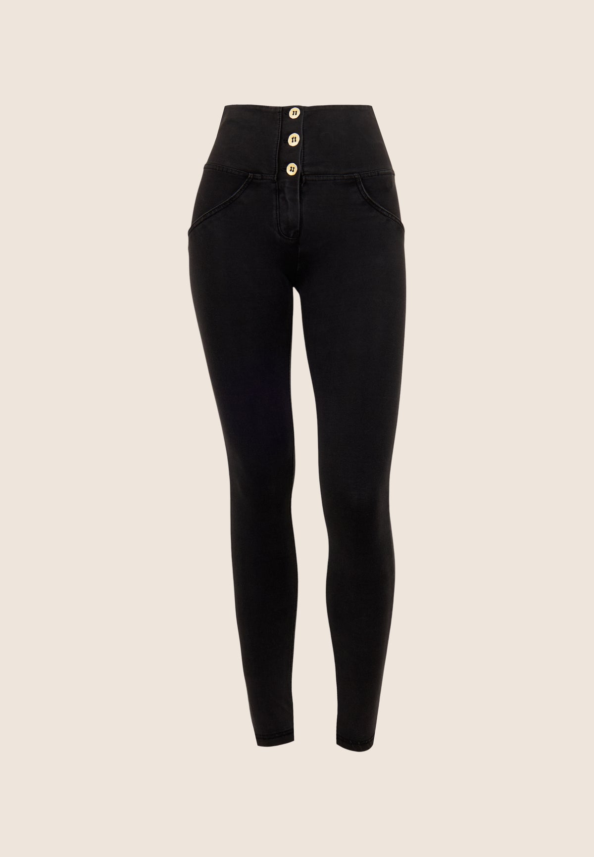 (WRUP2BHC002ORG-J7N) Denim Look WR.UP® avec haute taille et boutonnière agrandi