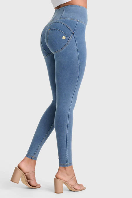 (WRUP2HC002ORG-J4Y) Look denim WR.UP® avec haute taille en Ritssluiting agrandi