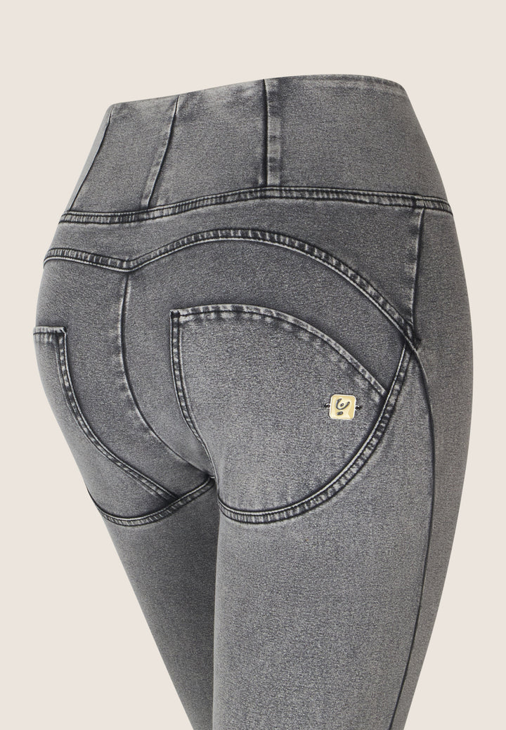 (WRUP2HC002ORG-J3N) Grijze WR.UP® met Hoge Taille en Zip in Denim Look