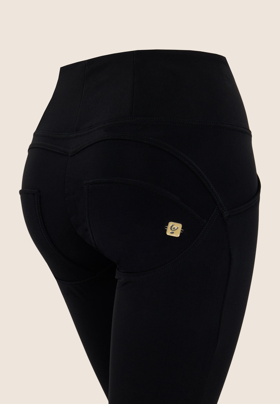 (WRUP2HF2564-N) Nylon Jersey Stretch Skinny Black pant