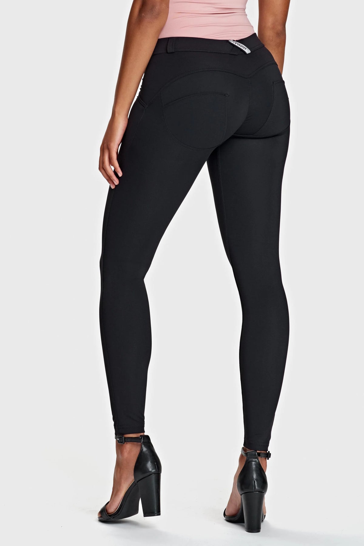 (WRUP2RC005REC-N) Super Skinny Regular Waist WR.UP® in D.I.W.O.® Pro enlarged