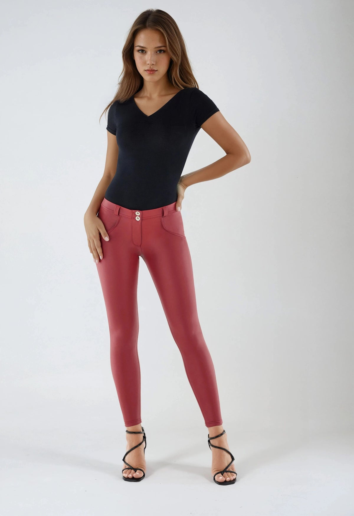 (WRUP1RC006P-R68) Pantalon WR.UP® aspect cuir, taille standard agrandi