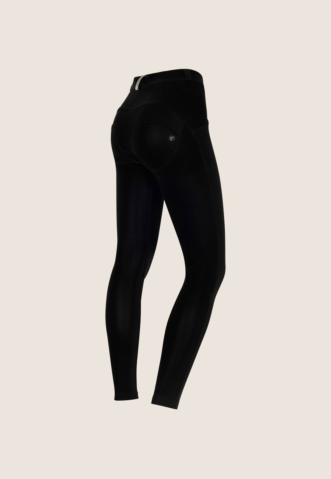 (WRUP2RF2571-N) Recycled faux leather Skinny Black pant