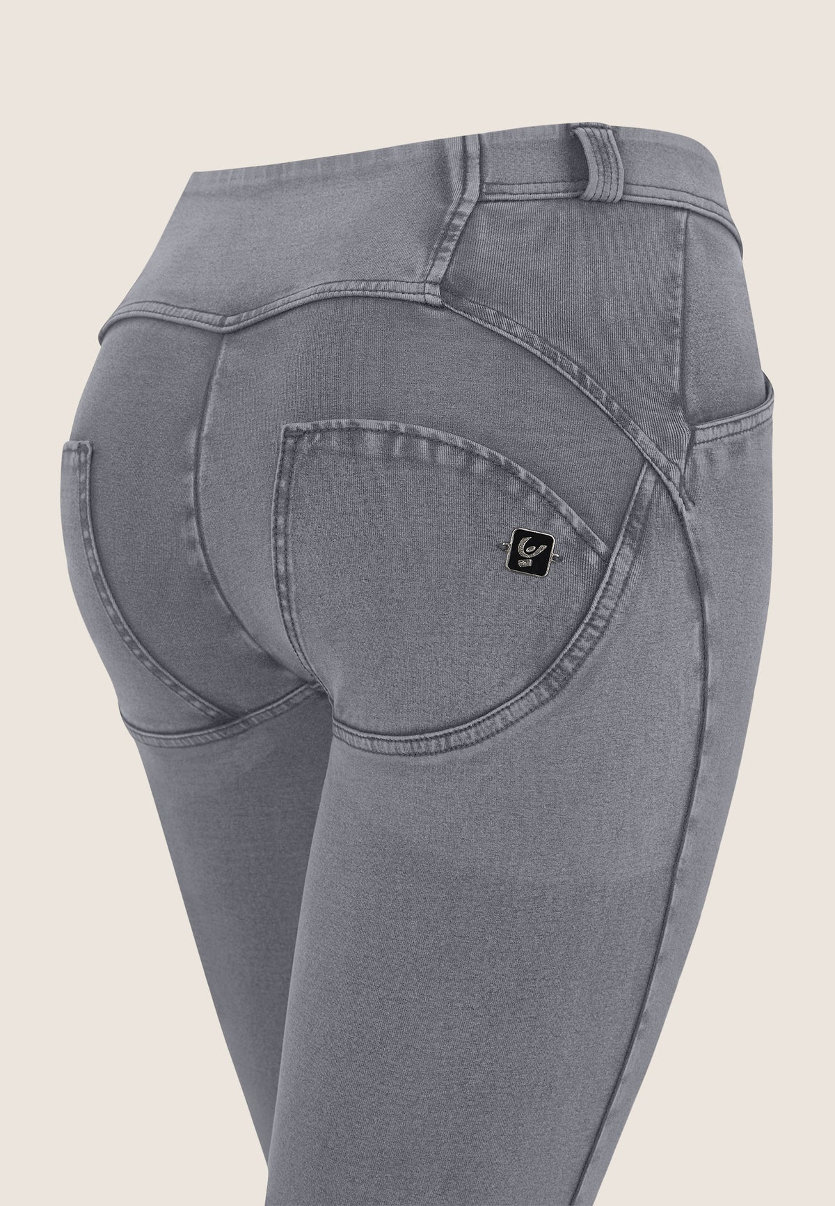 (WRUP2RS2510-J172B) Regular Waist WR.UP® in Washed Denim enlarged
