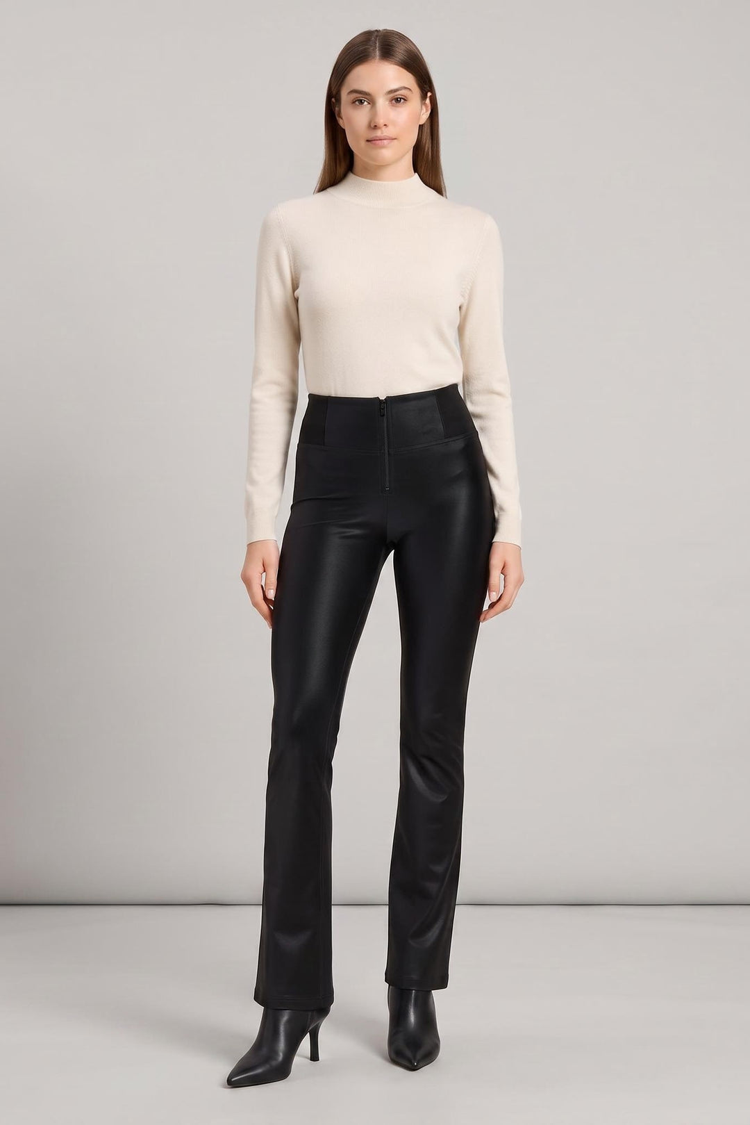 FLARE FLARED LEATHER WET LOOK ZWART BLACK WIJD PUSHUP
