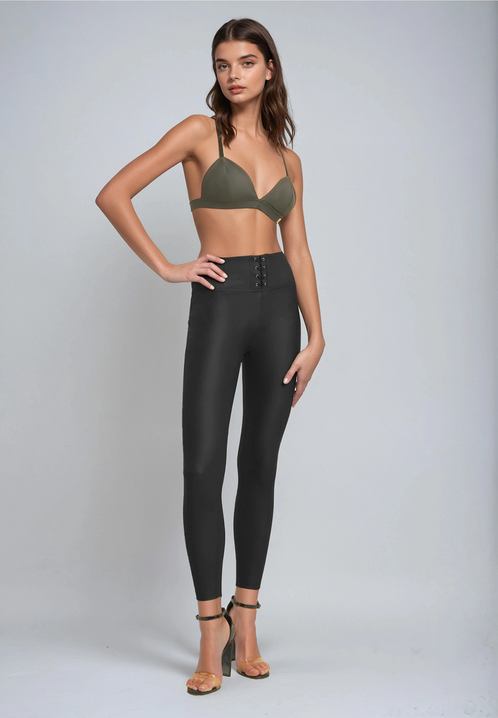 (WRUP4HF2507-N) Recycled faux leather Skinny Ankle length Black pant