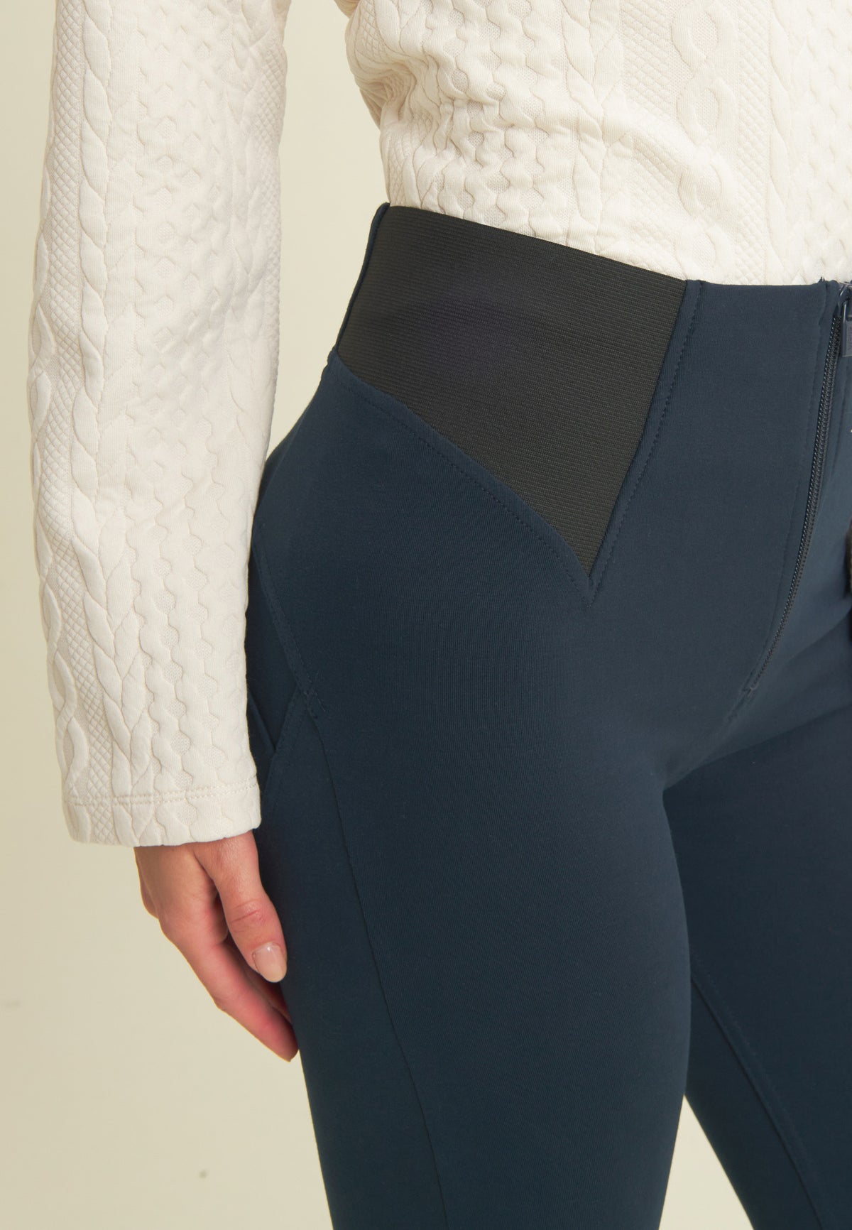 (WRUP4HF2522-B109) Pantalon bleu skinny en jersey épais stretch de coton biologique, longueur cheville agrandi