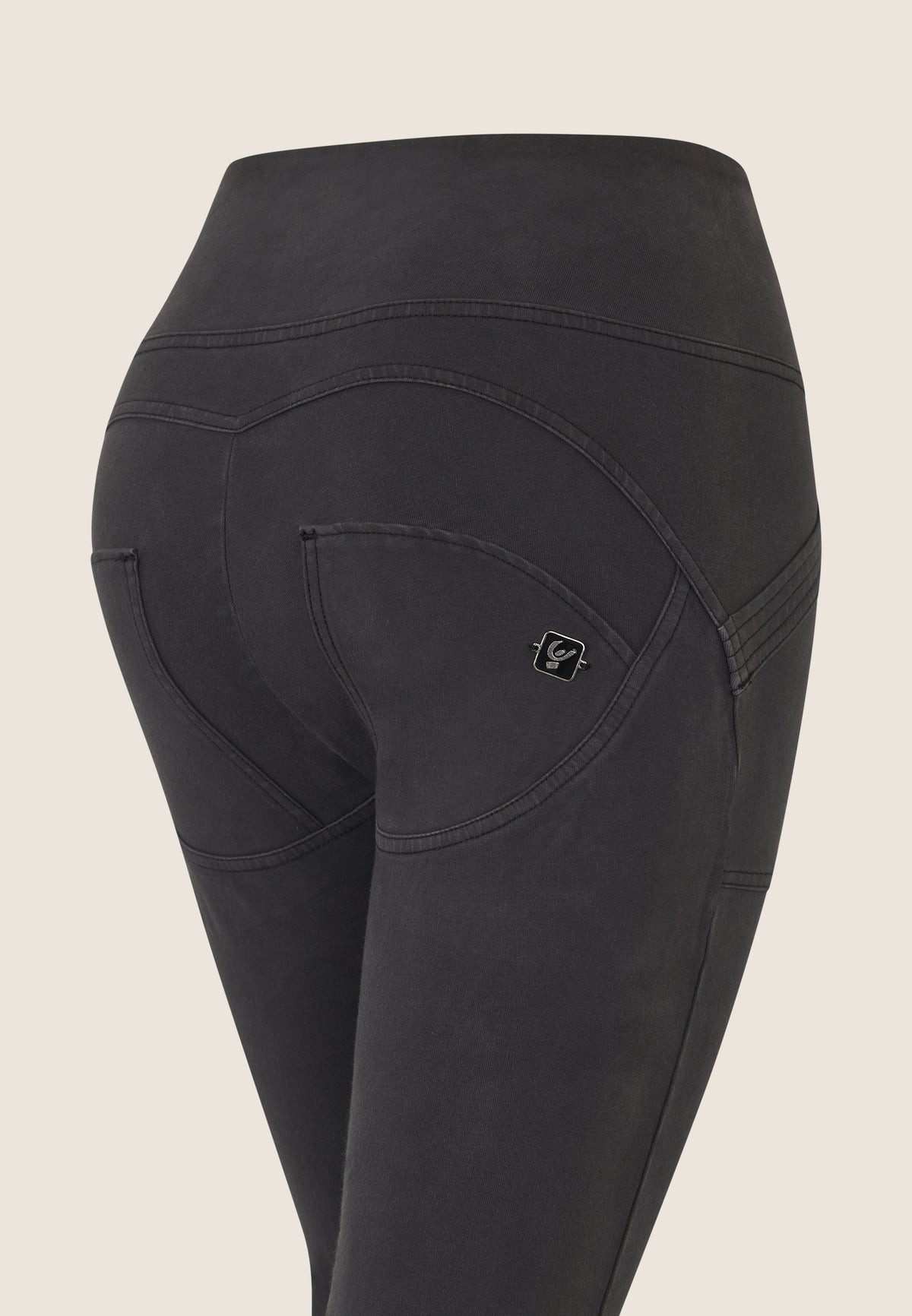 (WRUP4HS2515-N) High Waist WR.UP® Broek met Stylisch Stitches enlarged
