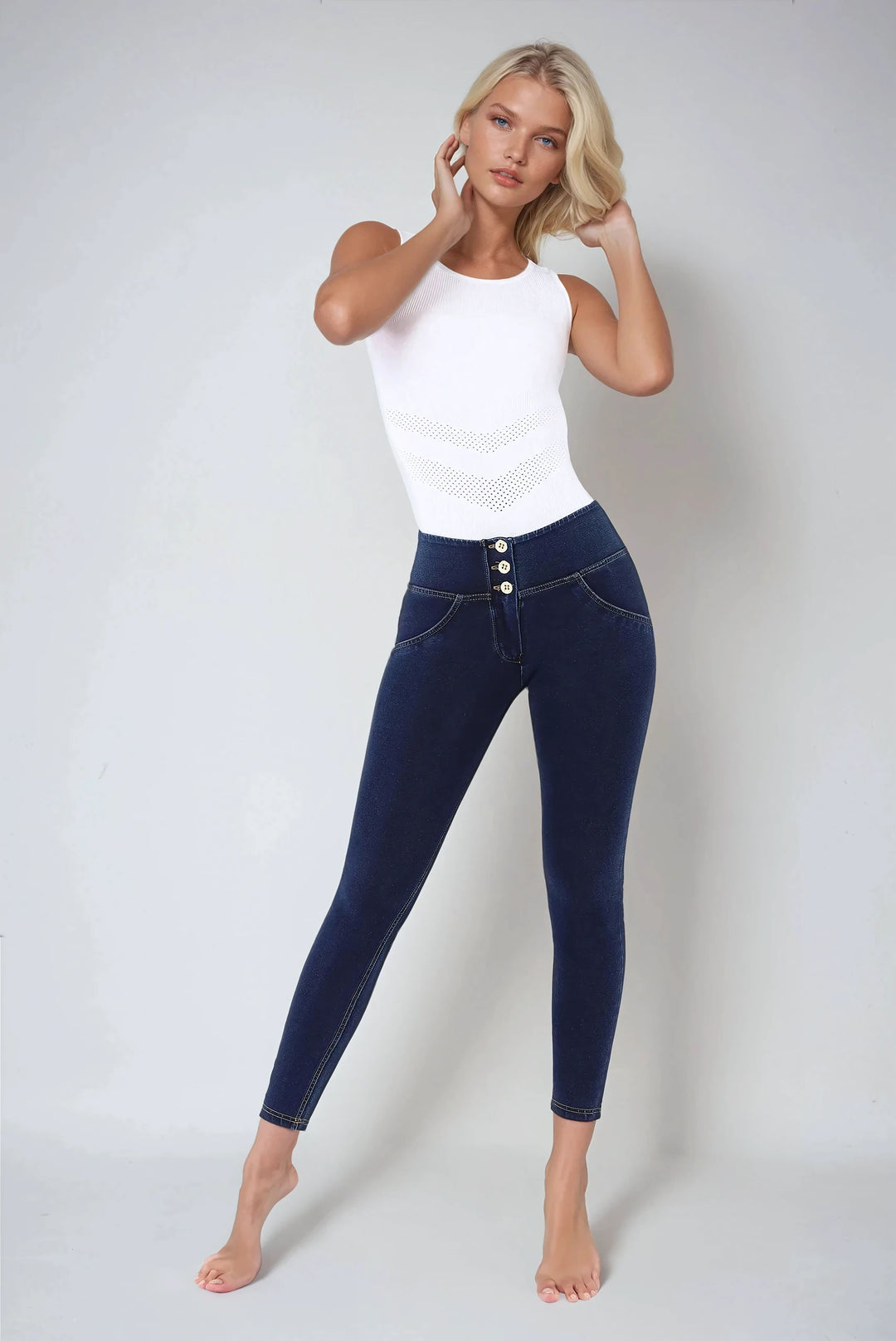 (WRUP1MC002-J0Y) WR.UP® MID-WAIST SKINNY-FIT BLUE PANTS IN STRETCH DENIM