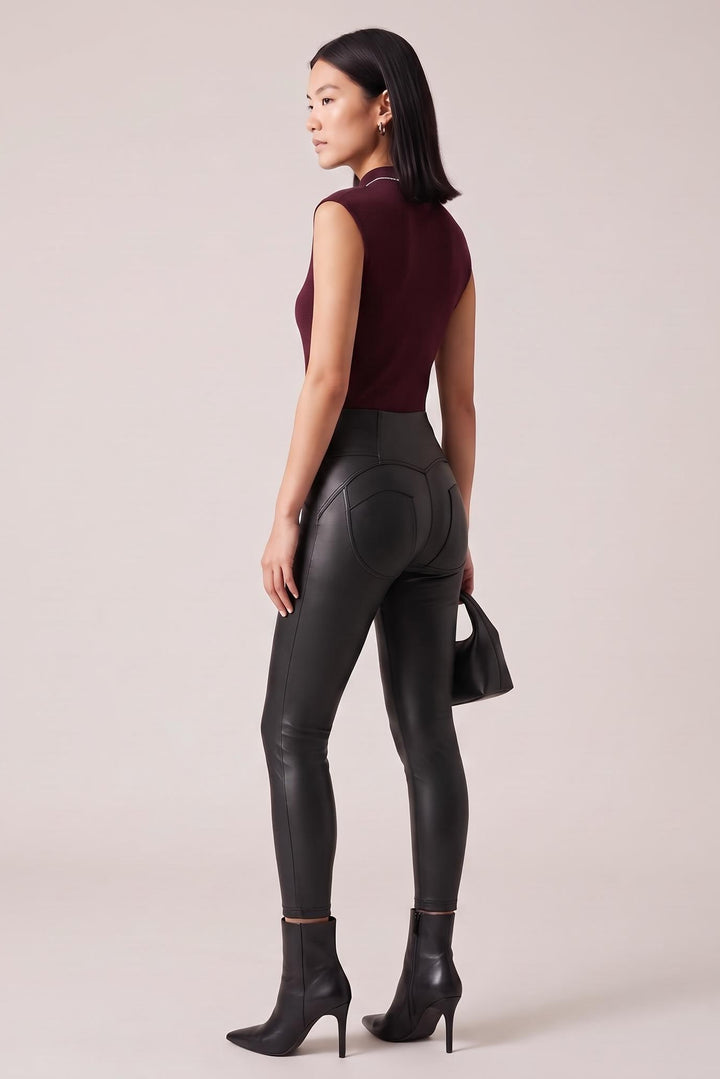 (WRUP4MC006PREC-N) WR.UP® legging van imitatieleer met middelhoge taille, enkellengte en knoopsluiting