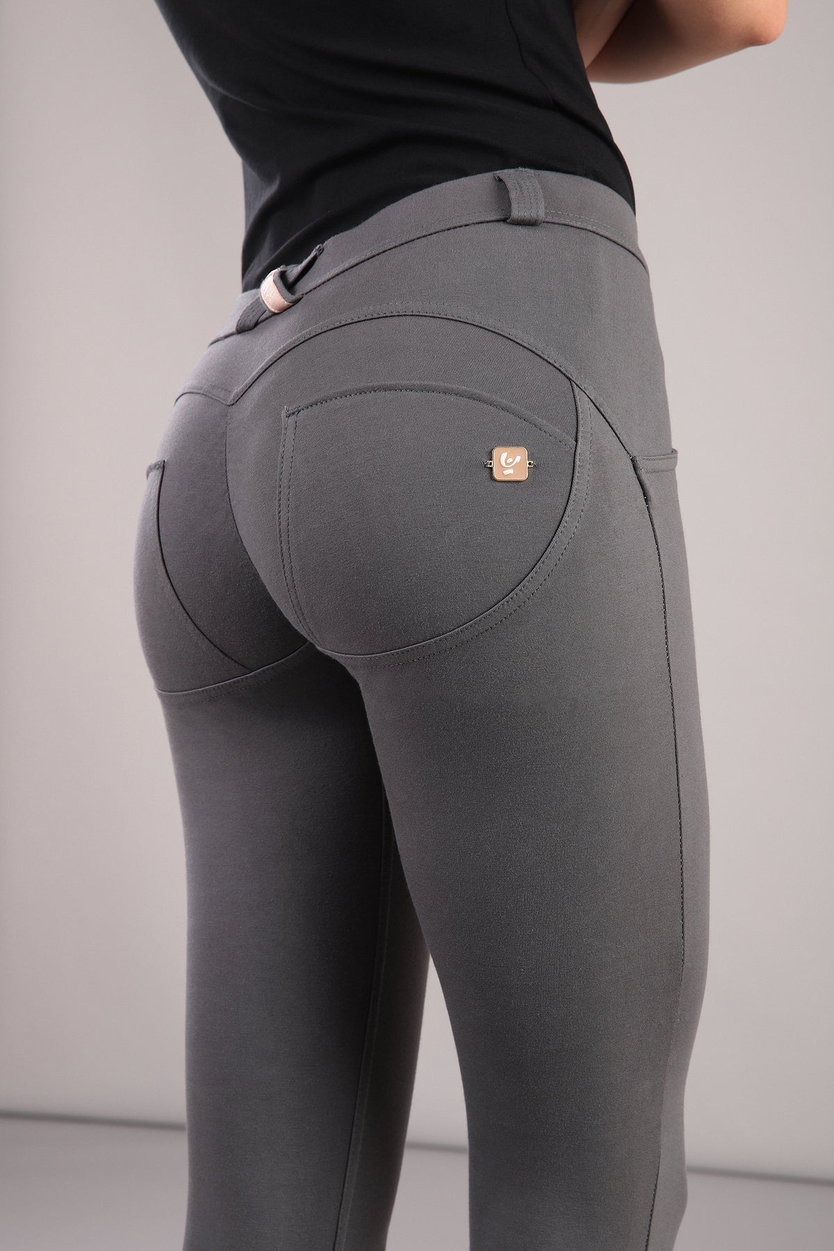(WRUP2RC001-G14) Skinny Basic WR.UP® met een Regular Waist in Zacht Katoen enlarged