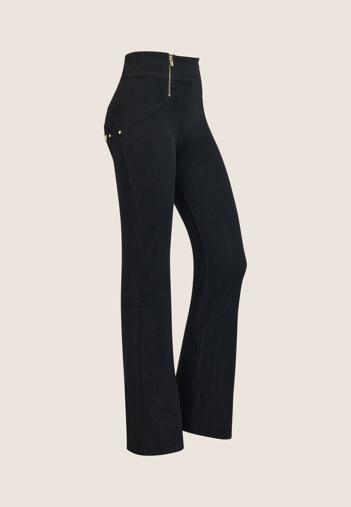 (WRUPSNUG11HF411-N) WR.UP® taille haute avec détails dorés en denim tissé agrandi