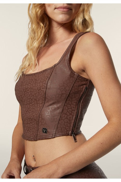 Leather Look Top met een All-Over Animal Print
