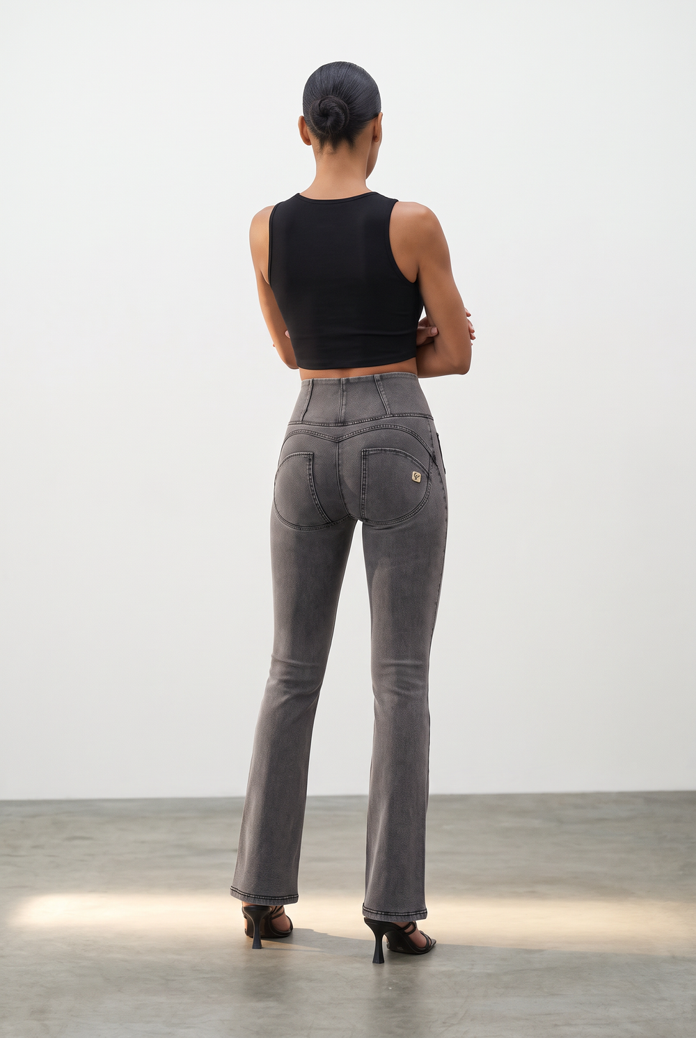 FREDDY broek als basis voor de Denim, op jouw manier. styling