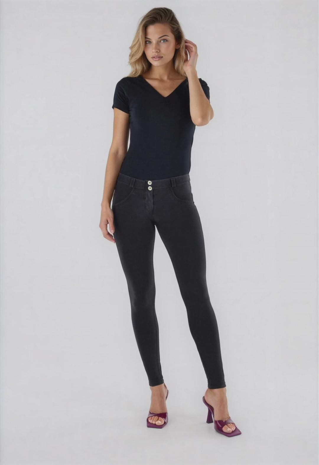 WRUP1RS271-J7N Zwarte WR.UP® Regular Waist in Super Soft Tencel