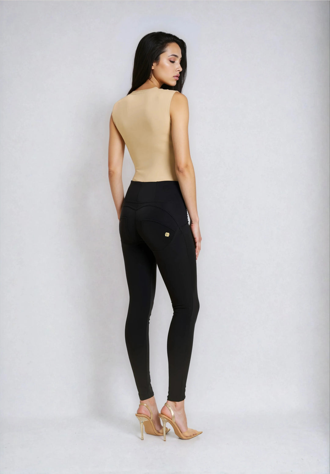 (WRUP2HF2564-N) Nylon Jersey Stretch Skinny Black pant