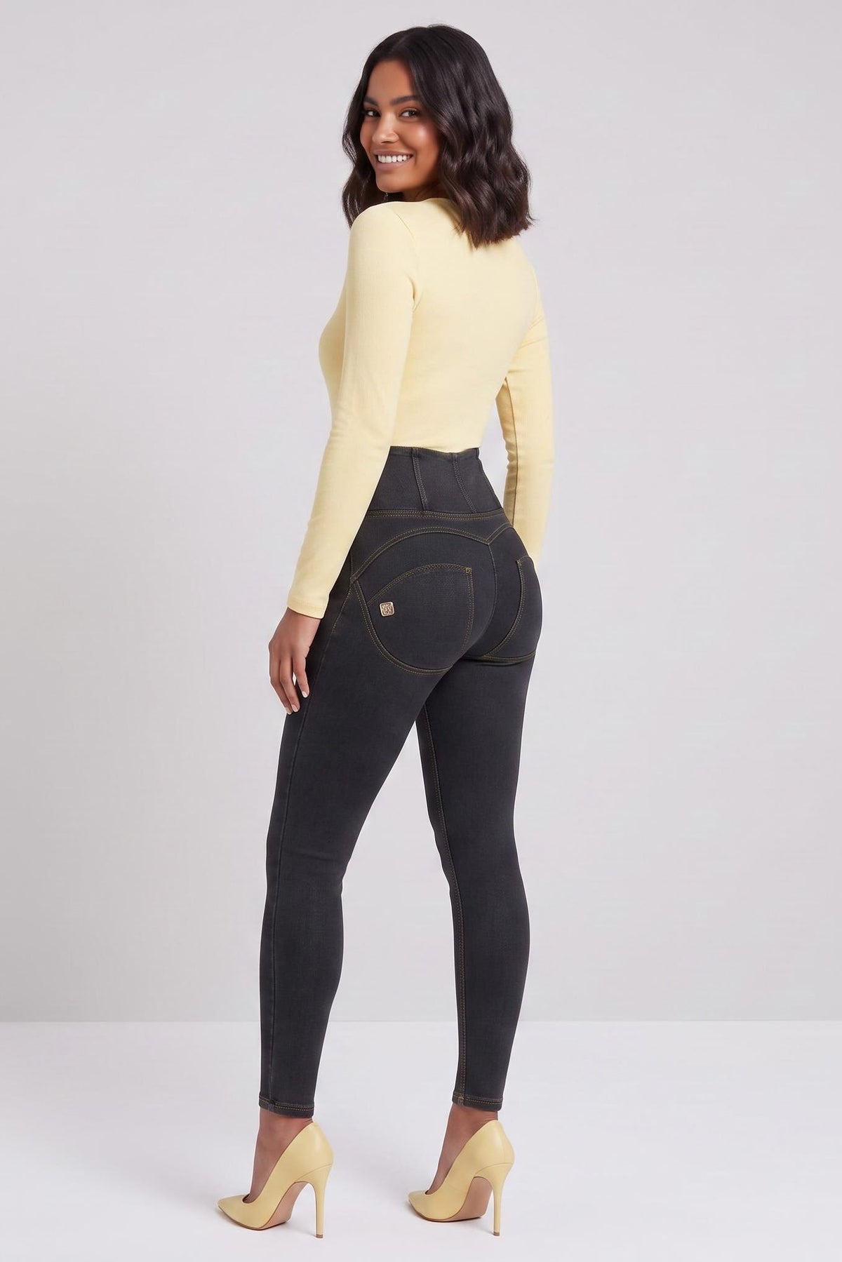 WRUP2HC002ORG-J7Y Zwarte WR.UP® met Hoge Taille en Zip in Denim Look enlarged