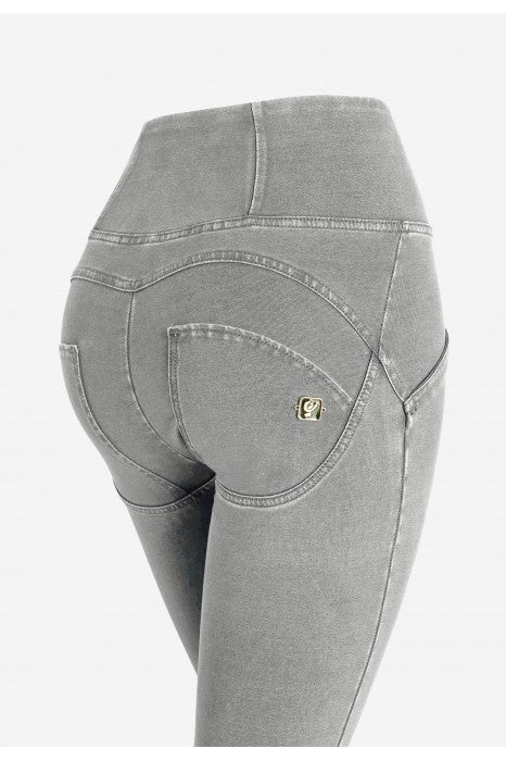 (WRUP4HS402-J3N) Ankle Length WR.UP® Denim with Gold Zip