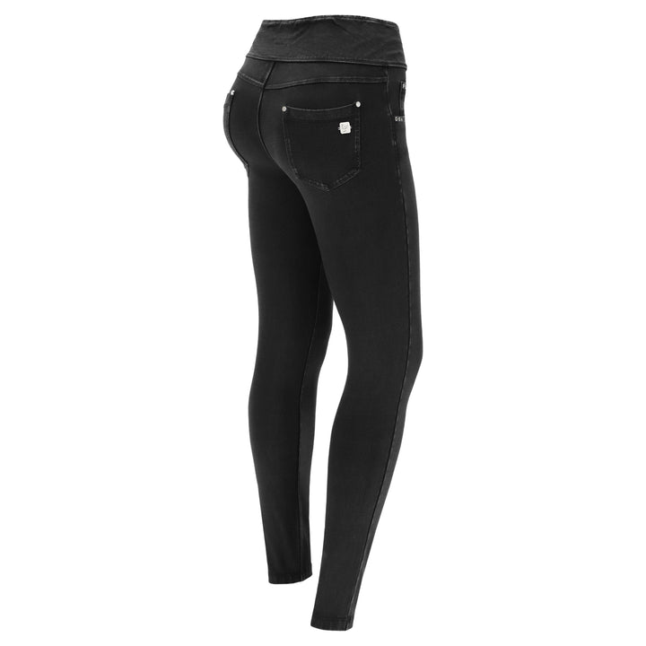 NOW1HC002ORG-J7N Zwarte N.O.W.®High waist met Knoop Sluiting