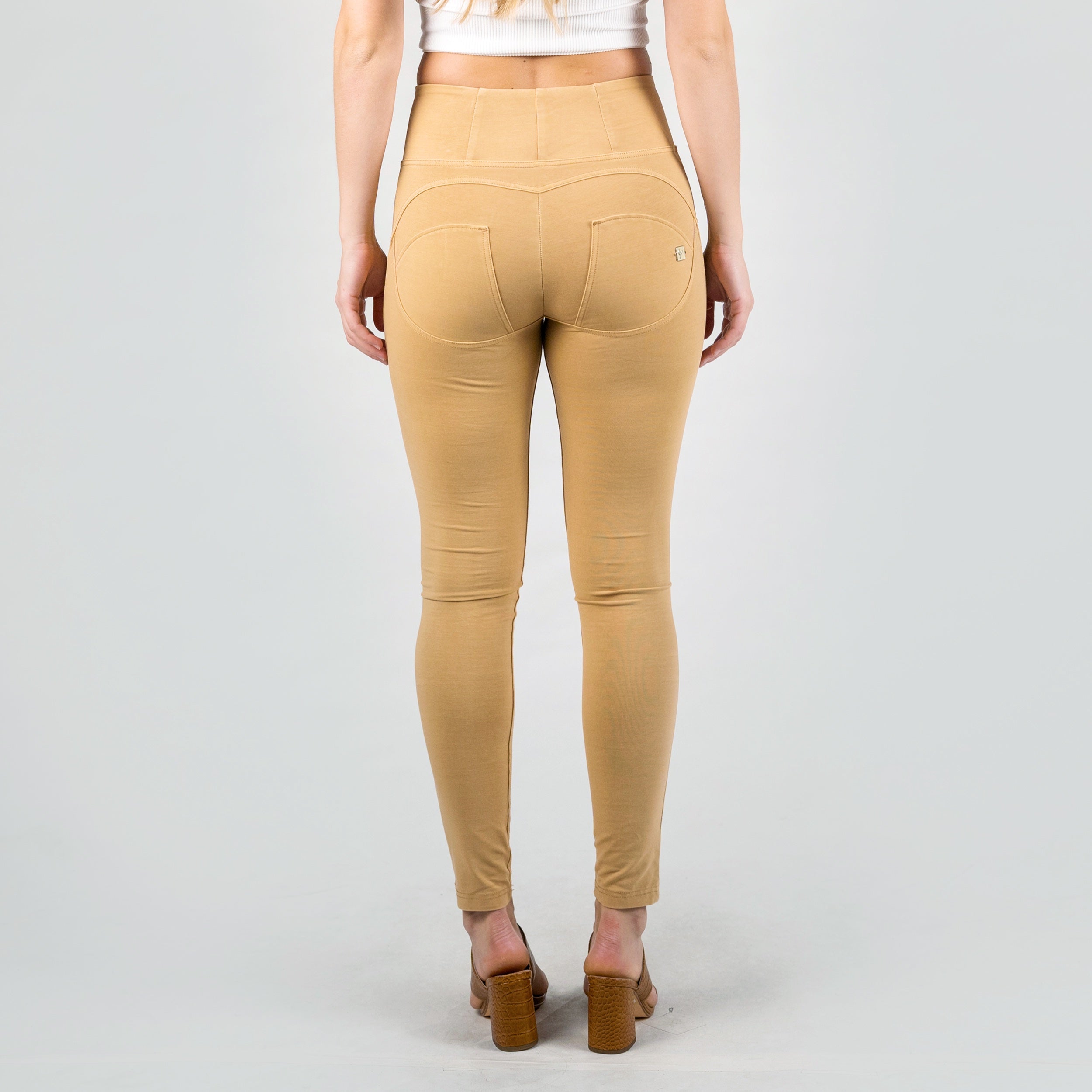 (WRUP1HC015-Z104) Pastel High Waist WR.UP® Shaping Trousers