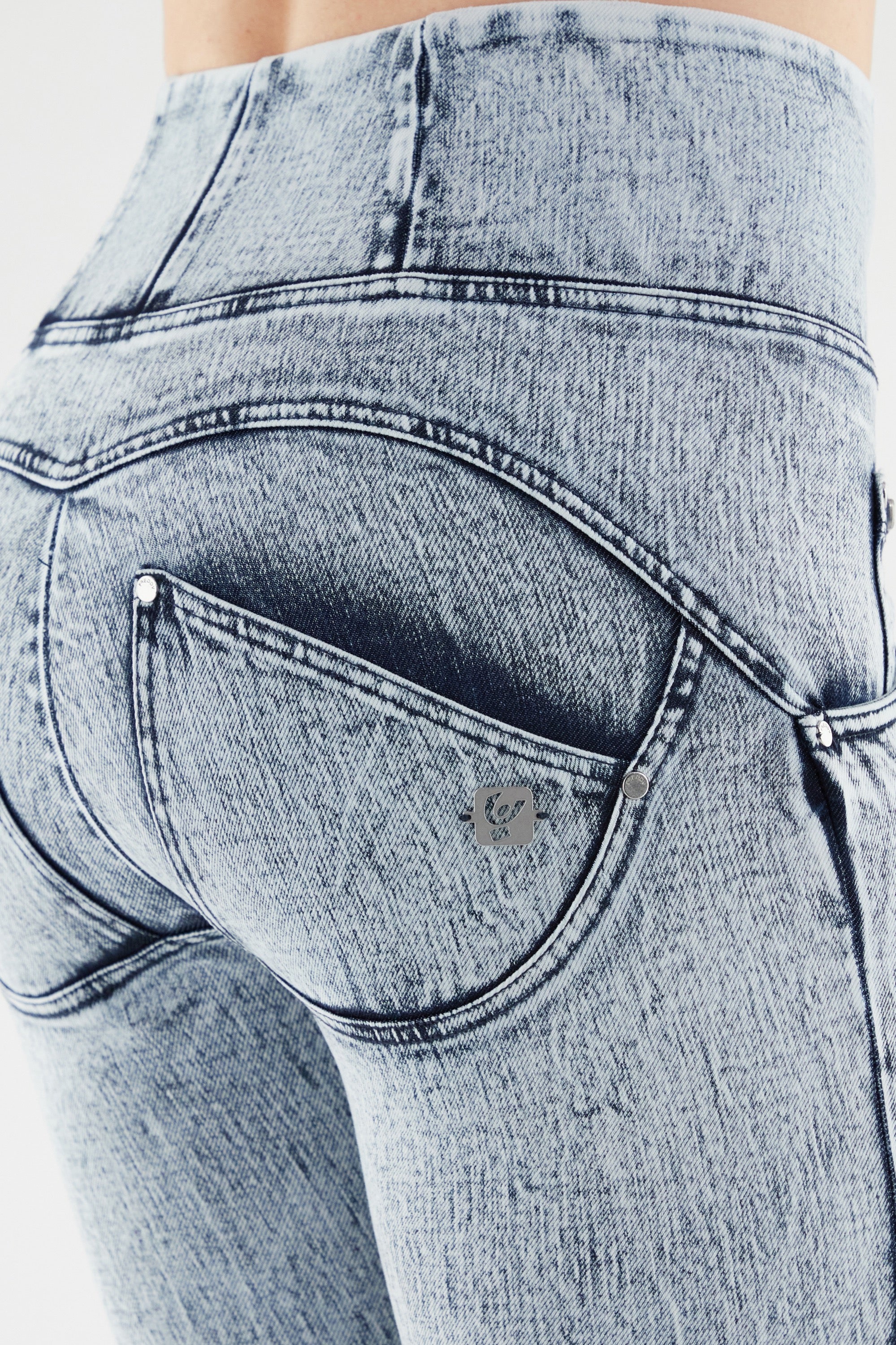 (WRUPSNUG1HS242-J78B) WR.UP® High Waist Push Up Jeans In Acid-Washed, Eco-Friendly Denim