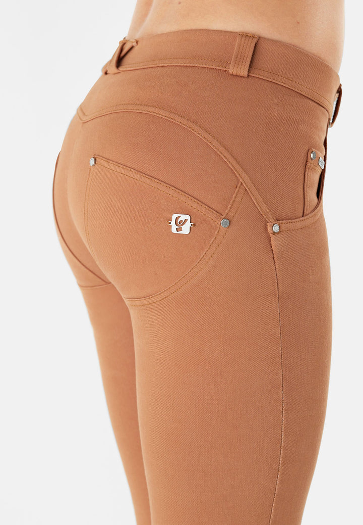woven denim jeans regular waist fitting freddy push up shaping shapewear broek pants spijkerbroek oranje orange