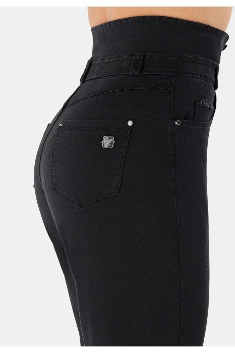 BLACK26HF209-N Zwarte Freddy Jeans met een Hoge Taille