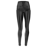 (WRUP1MF007-N) Zwarte Metalic WR.UP® Leather Look met een Mid Waist Knoopsluiting