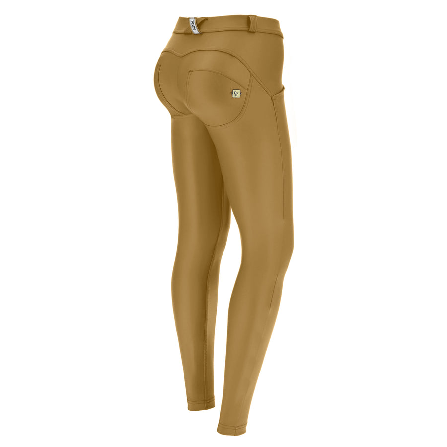Leather Look WR.UP® in Regular Waist another view